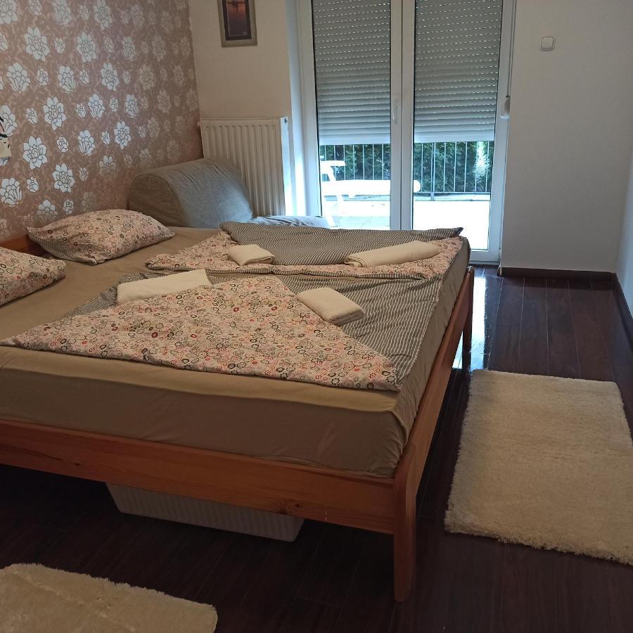 Cool & Pool Apartman Appartement Balatonfüred Buitenkant foto